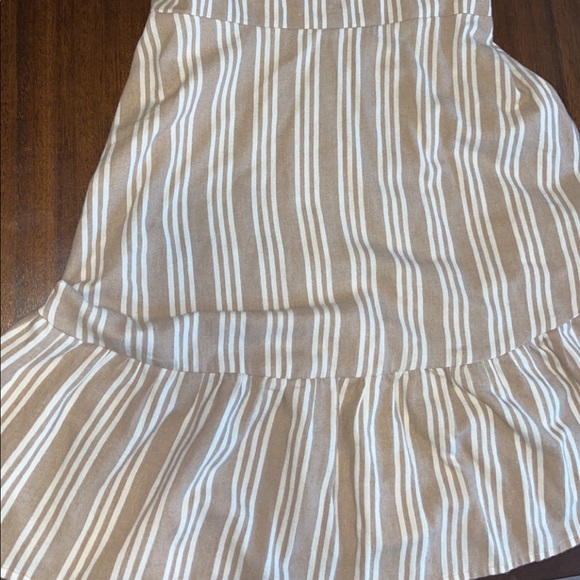 spaghetti strap summer dress size large but fits more like a medium - Picture 2 of 2